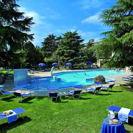 Hotel Terme Bologna アーバノ・テルメ エクステリア 写真