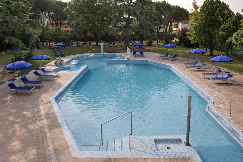 Hotel Terme Bologna アーバノ・テルメ エクステリア 写真