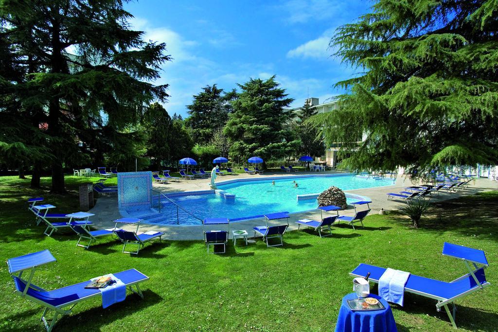 Hotel Terme Bologna アーバノ・テルメ エクステリア 写真