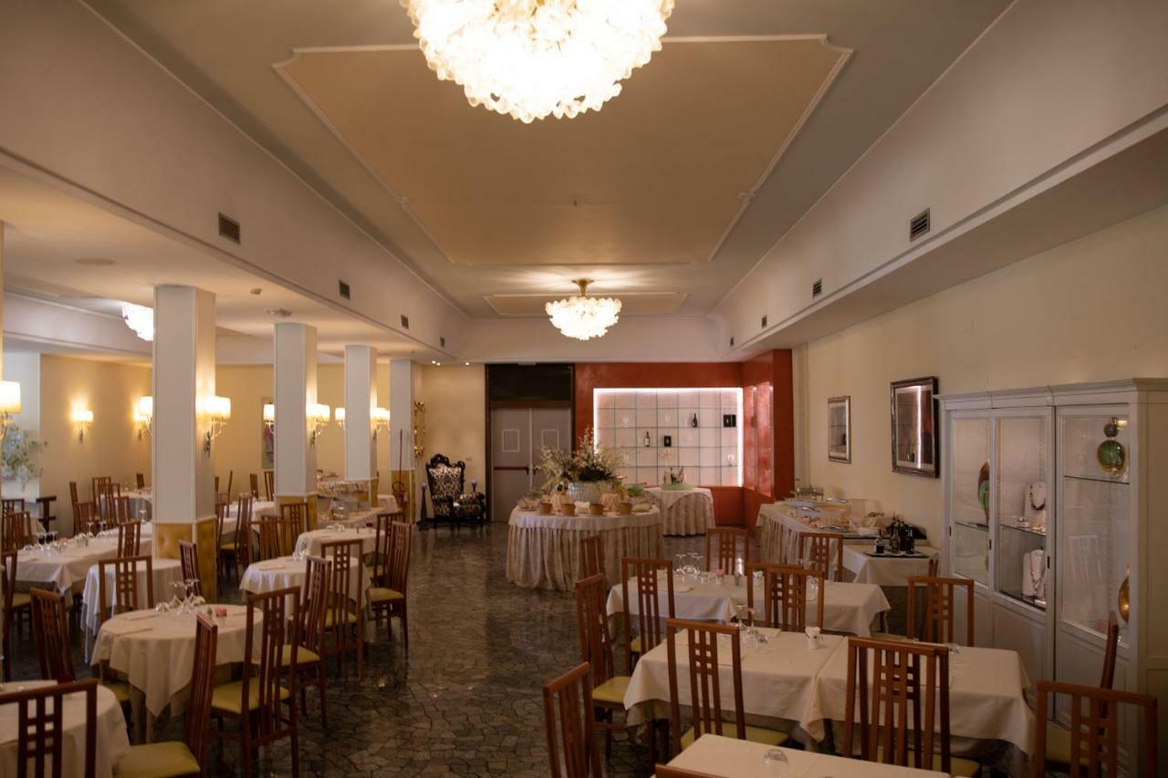 Hotel Terme Bologna アーバノ・テルメ エクステリア 写真